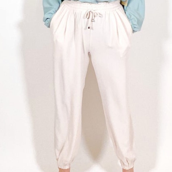 Entro Cream Jogger Style Pants - Picture 8 of 8